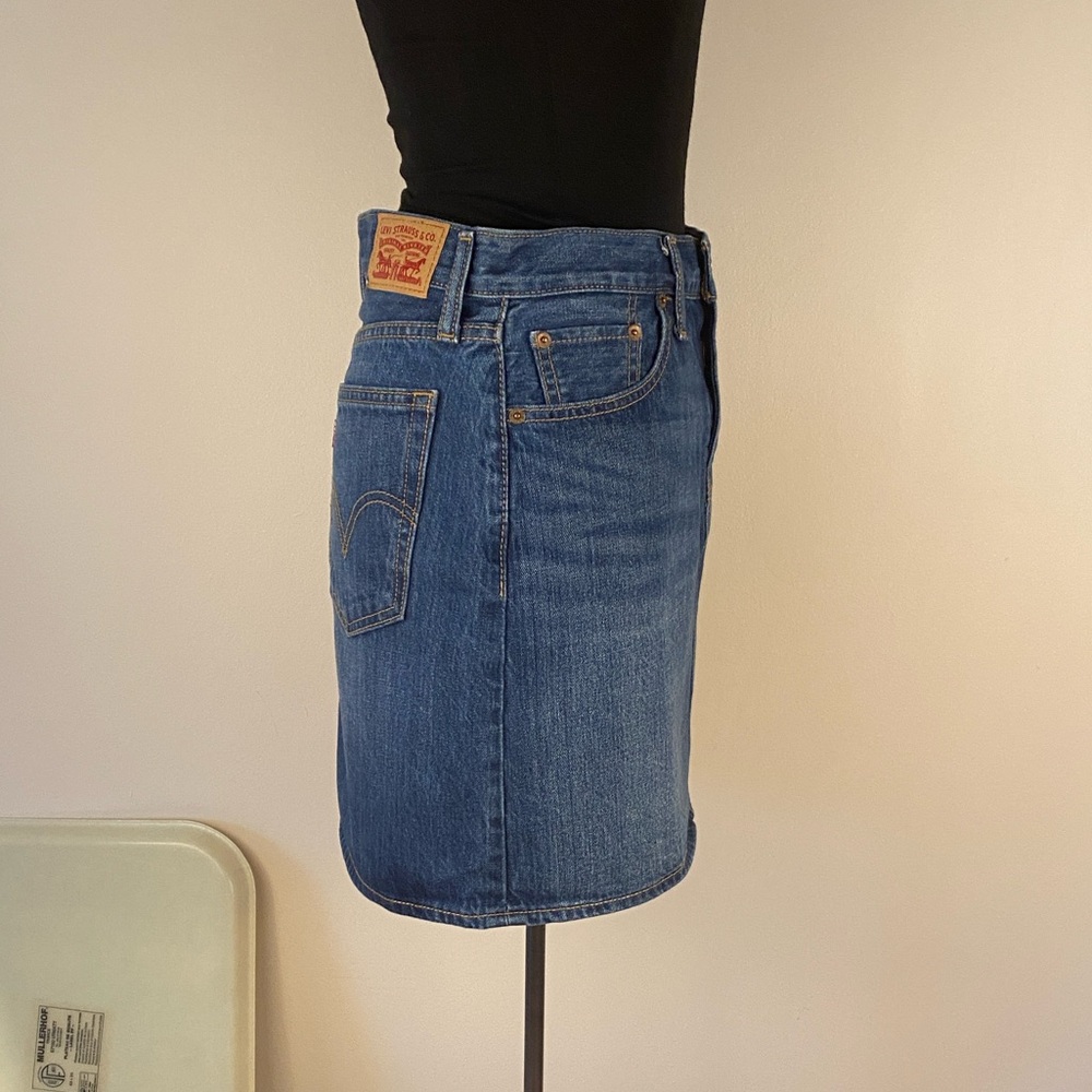 Levi's Dark Blue Mini Skirt - Picture 14 of 16